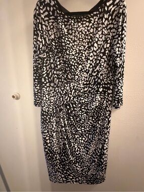 Adrianna Papell Black and White Long Sleeve Twist Front Dress